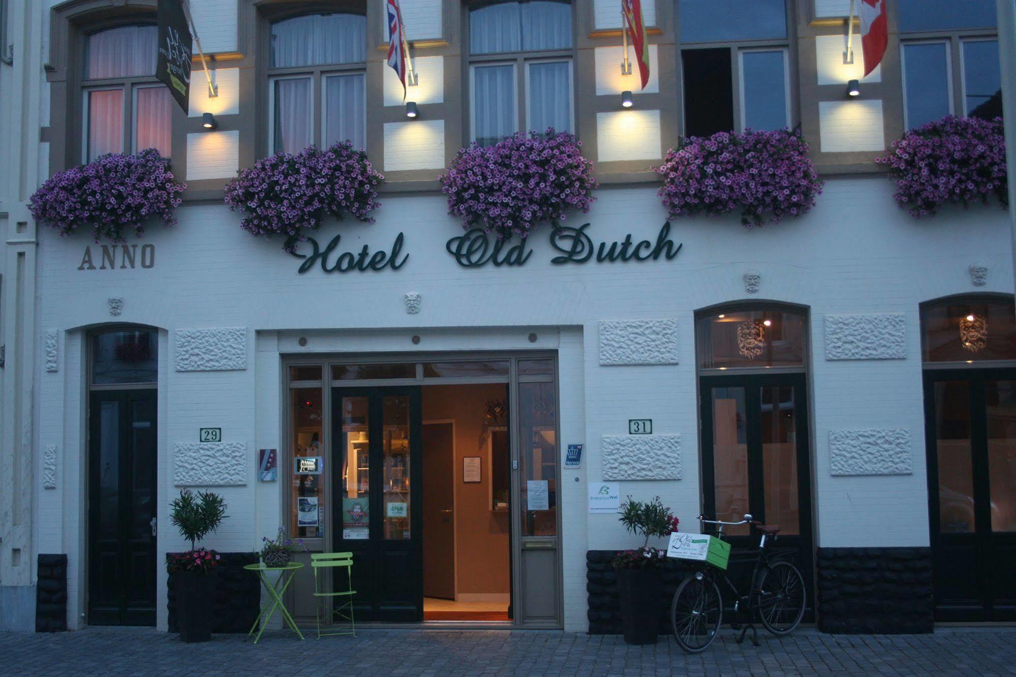 Hotel Old Dutch Bergen Op Zoom Exterior photo
